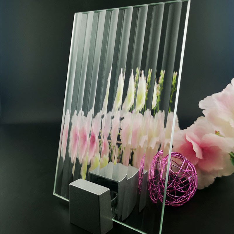 verre imprimé strié sur mesure